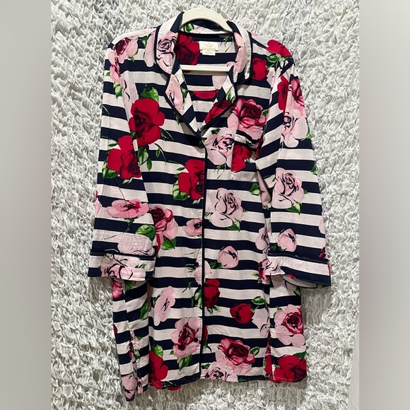 Kate Spade Navy and Red FLORAL WOMENS NIGHT SHIRT, RELAXED COTTAGECORE, SIZE XL - Picture 4 of 11